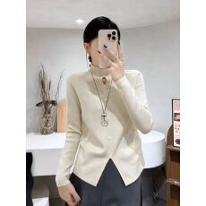 批发2025秋冬新款时尚休闲简约百搭针织上衣女设计小众镂空修身<b class='q'>打底衫</b>