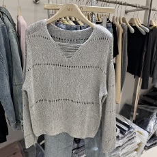 批发温柔慵懒风V领破洞镂空针织衫薄款套头宽松长袖防晒毛衣上衣