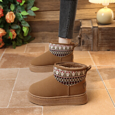 冬季加绒雪地靴大码棉鞋36-41黑色，卡其，驼色，货号