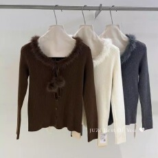 批发韩系毛球装饰长袖女高级感绒毛v领绑带纽扣针织修身短款内搭上衣
