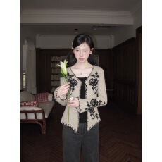 批发芝士日限时95折 9.28 20:00 新品上新旧巷玫瑰毛衣开衫