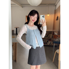 批发大码韩系<b class='q'>甜美</b>减龄镂空针织马甲背心吊带开衫女蕾丝打底衫两件套