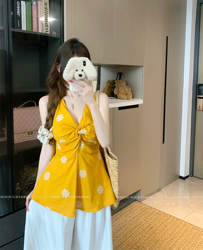 실사 빅 사이즈 지방 mm 황색 자수 행침 목 조끼 백리스 아름다움 뒤로 외출용 프랑스식 V넥 비틀림 맨위
