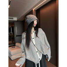批发MrsShao松弛感撞色条纹针织开衫女早秋慵懒风宽松休闲<b class='q'>毛衣</b>外套潮