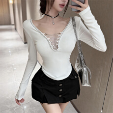 批发已保护 春上新！纯欲性感风深V领露锁骨长袖T恤女收腰显瘦打底衫