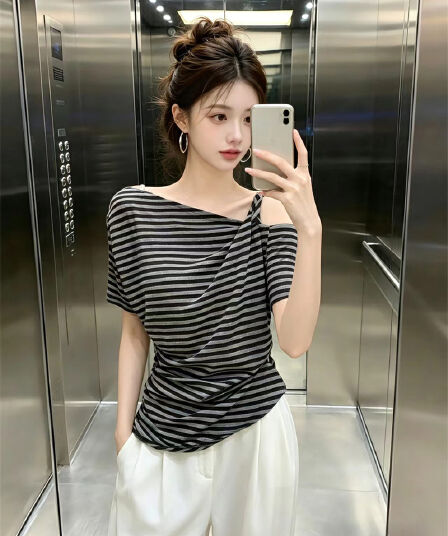 있음 보호 여름 켜기 새로운 한 부서 비틀림 오프숄더 불규칙 허리 수축 슬림해 보이는 반팔 티셔츠 여성 품격 맨위
