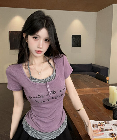실사 여름 켜기 새로운 순수한 욕망 배색 스트라이프 페이크 레이어드 반팔 티셔츠 여성 몸매 가꾸기 슬림해 보이는 프린트 맨위 작은 셔츠