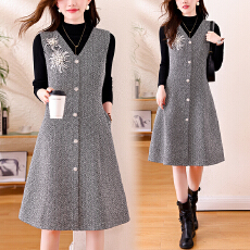 批发2025秋冬新款<b class='q'>大码</b>背心马甲人字纹A字气质收腰显瘦时尚毛衣套裙女