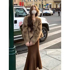 批发Xxiiuu 都市踪影 秋<b class='q'>冬</b>新款双色针织半身裙女气质鱼尾裙a字裙子