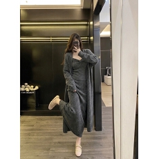 批发韩系气质毛衣针织套装裙女秋冬吊带<b class='q'>长款</b>外套长裙高级感慵懒三件套