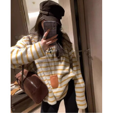 批发韩系宽松内搭<b class='q'>条纹</b>长袖T恤女秋冬双面绒打底衫遮屁股配鲨鱼裤上衣