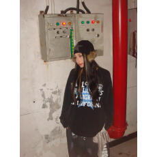 批发美式休闲设计感小领口宽松字母水洗印花<b class='q'>长袖</b><b class='q'>T</b><b class='q'>恤</b>hiphop潮