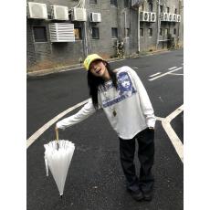 批发美式复古斑驳印花白色<b class='q'>长袖</b><b class='q'>t</b><b class='q'>恤</b>女春秋新款宽松休闲圆领打底衫上衣