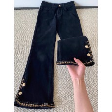 批发设计感小众<b class='q'>钉珠</b>微喇叭<b class='q'>牛仔裤</b>女秋冬新款修身小个子喇叭直筒裤子春