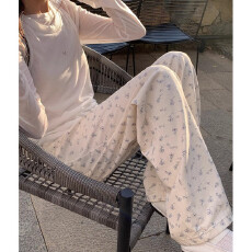 批发法式甜美小<b class='q'>碎花</b>印花高腰直筒显瘦牛仔<b class='q'>裤</b>2025新款休闲长<b class='q'>裤</b>