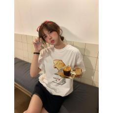批发白色<b class='q'>短袖</b>t恤女夏季2026新款美式面包烤箱机字母设计感小众上衣潮
