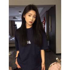 批发国潮小众设计LOGO印花<b class='q'>短袖</b>T恤女oversize美式复古宽松<b class='q'>情侣</b><b class='q'>款</b>上衣