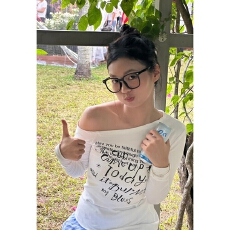 批发美式复古辣妹斜领<b class='q'>长袖</b><b class='q'>t</b><b class='q'>恤</b>女新款修身收腰显瘦打底衫