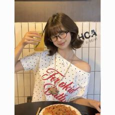 批发韩波点斜肩短袖t恤女<b class='q'>夏季</b>美式辣妹风设计感独特漂亮上衣显瘦