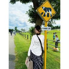 批发美式复古小众字母印花<b class='q'>长袖</b><b class='q'>T</b><b class='q'>恤</b>女<b class='q'>白色</b>宽松慵懒风防晒罩衫休闲上衣