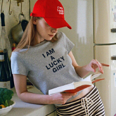 批发美式潮牌正肩t恤女夏季复古印花辣妹修身短袖灰色百搭短款上衣潮