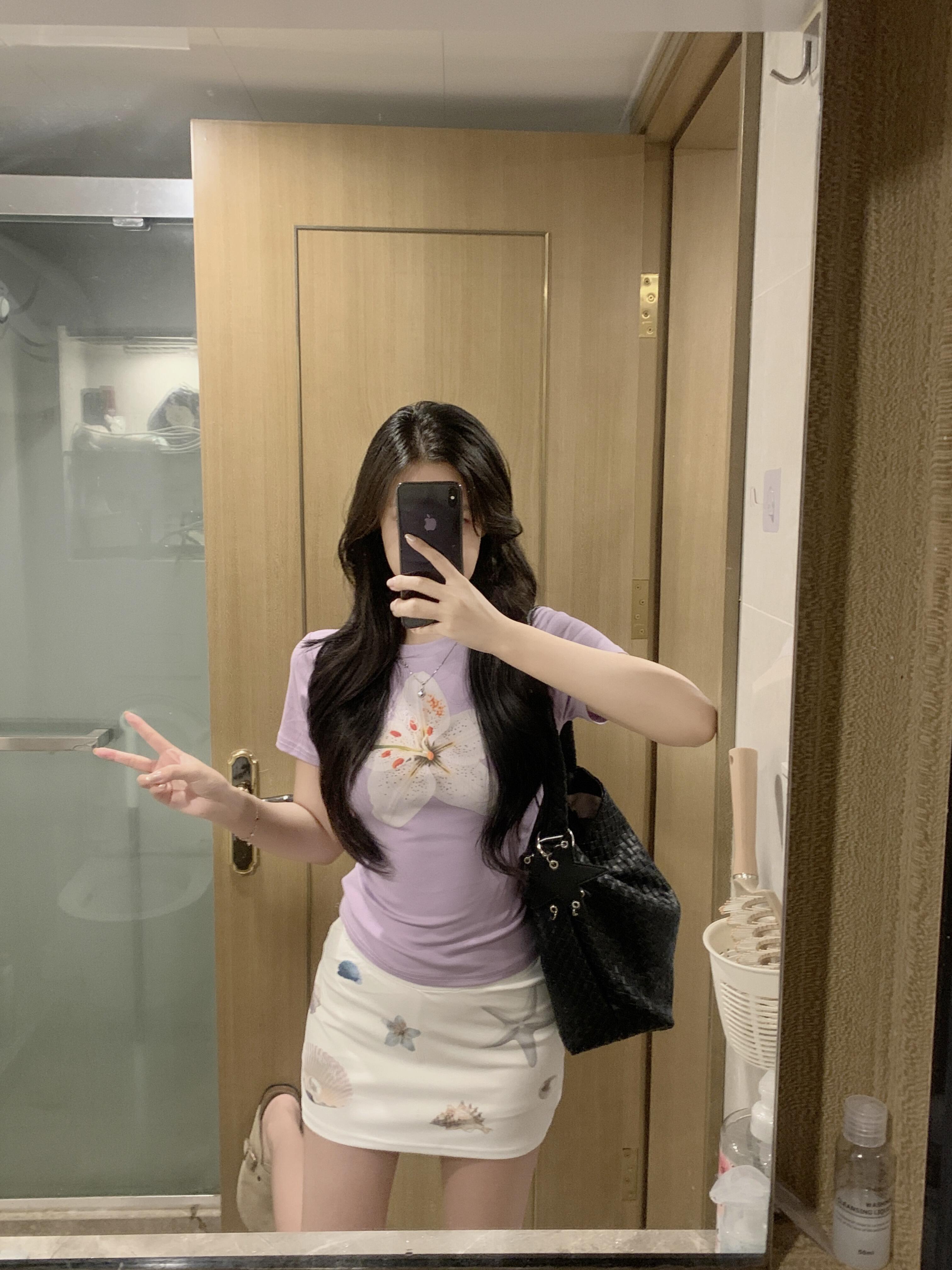 아메리칸 레트로 핫걸 꽃 프린트 반팔 티셔츠 여성 여름 몸매 가꾸기 슬림해 보이는 디자인 센스 작은 대중 달콤한 차가운 맨위