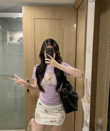 아메리칸 레트로 핫걸 꽃 프린트 반팔 티셔츠 여성 여름 몸매 가꾸기 슬림해 보이는 디자인 센스 작은 대중 달콤한 차가운 맨위