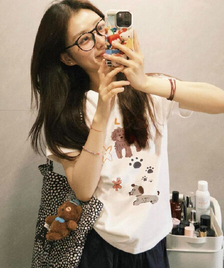 아메리칸 재미있는 강아지 긍정적 인 어깨 반팔 티셔츠 여성 여름 새로운 작은 대중 몸매 가꾸기 슬림해 보이는 작은 키 쇼트 스타일 맨위