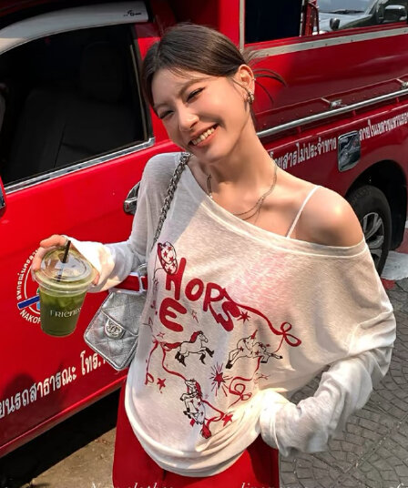 루즈핏 비스듬한 어깨 펌프 로프 프린트 재미있는 작은 말 자외선 차단 긴팔 티셔츠