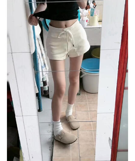 아메리칸 한 마디 화이트 반바지 운동 순면 여성 여름 외출용 넓은 다리 핫 바지 중 로우 웨이스트 슬림해 보이는 캐주얼 3 점 바지