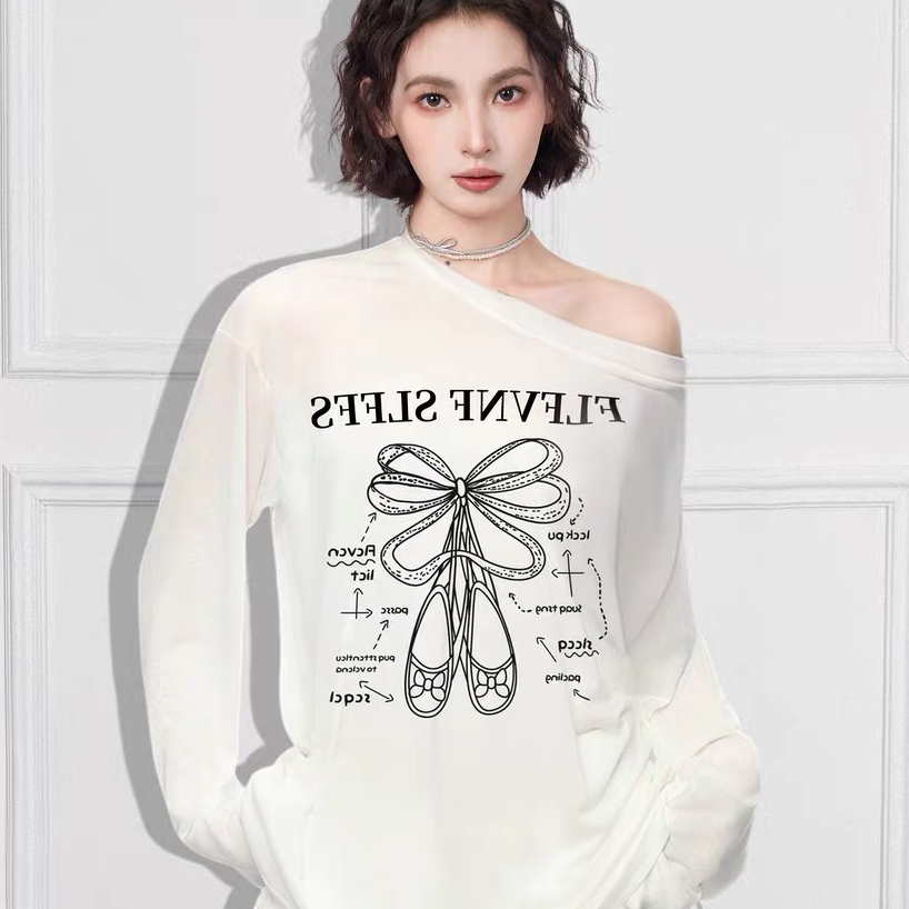 화이트 비스듬한 어깨 오프숄더 긴팔 자외선 차단 블라우스 맨위 여성 여름 얇은 스타일 루즈핏 느긋한 얼음 실크 오프숄더 티셔츠
