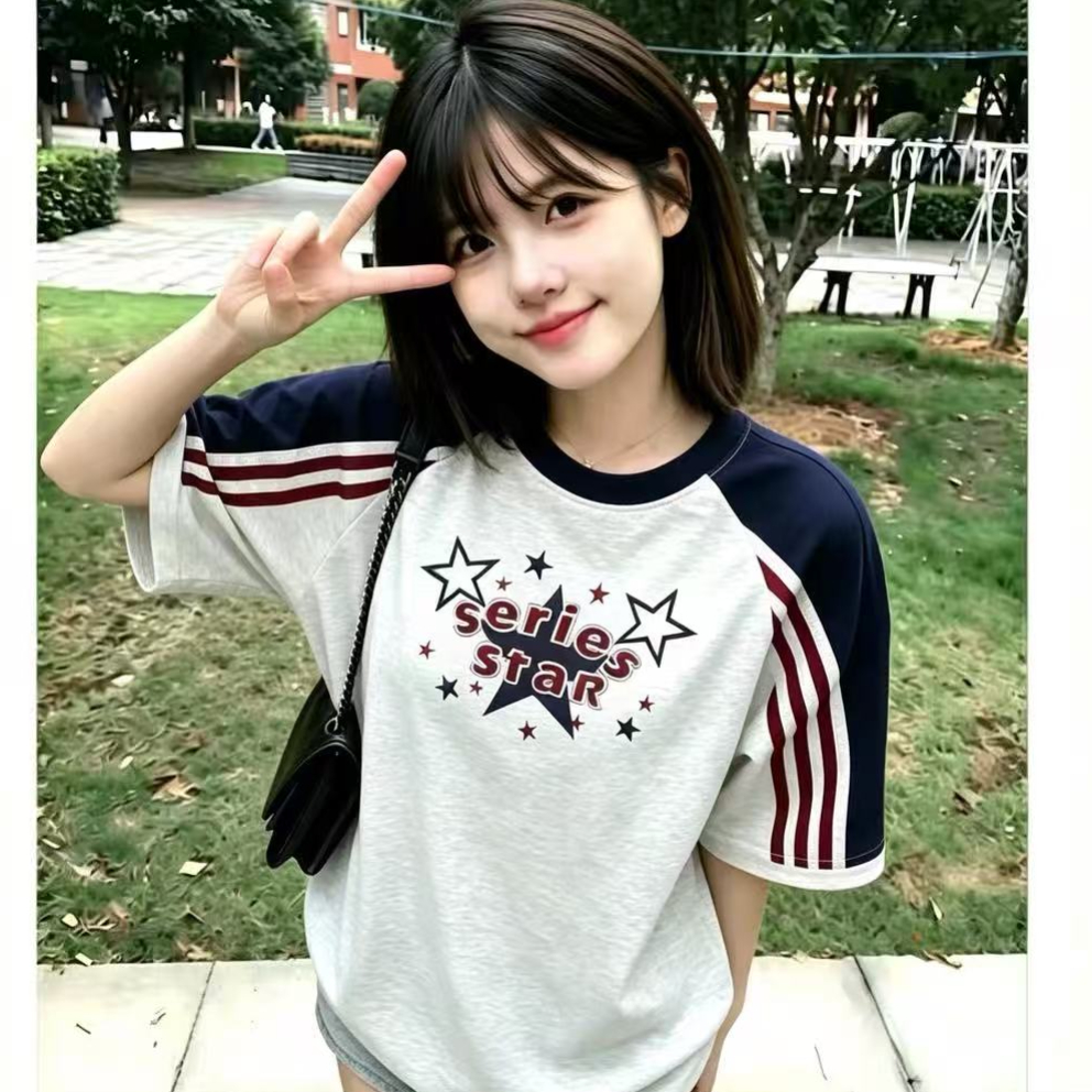 별 삽입 어깨 소매 반팔 티셔츠 여성 여름 2026 새로운 루즈핏 디자인 센스 작은 대중 맨위 서비스