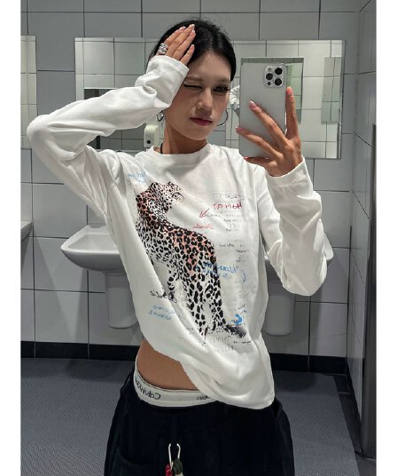 아메리칸 화이트 프린트 표범 긴팔 티셔츠 여성 봄 2026 새로운 패션 레트로 캐주얼 기본 셔츠 맨위