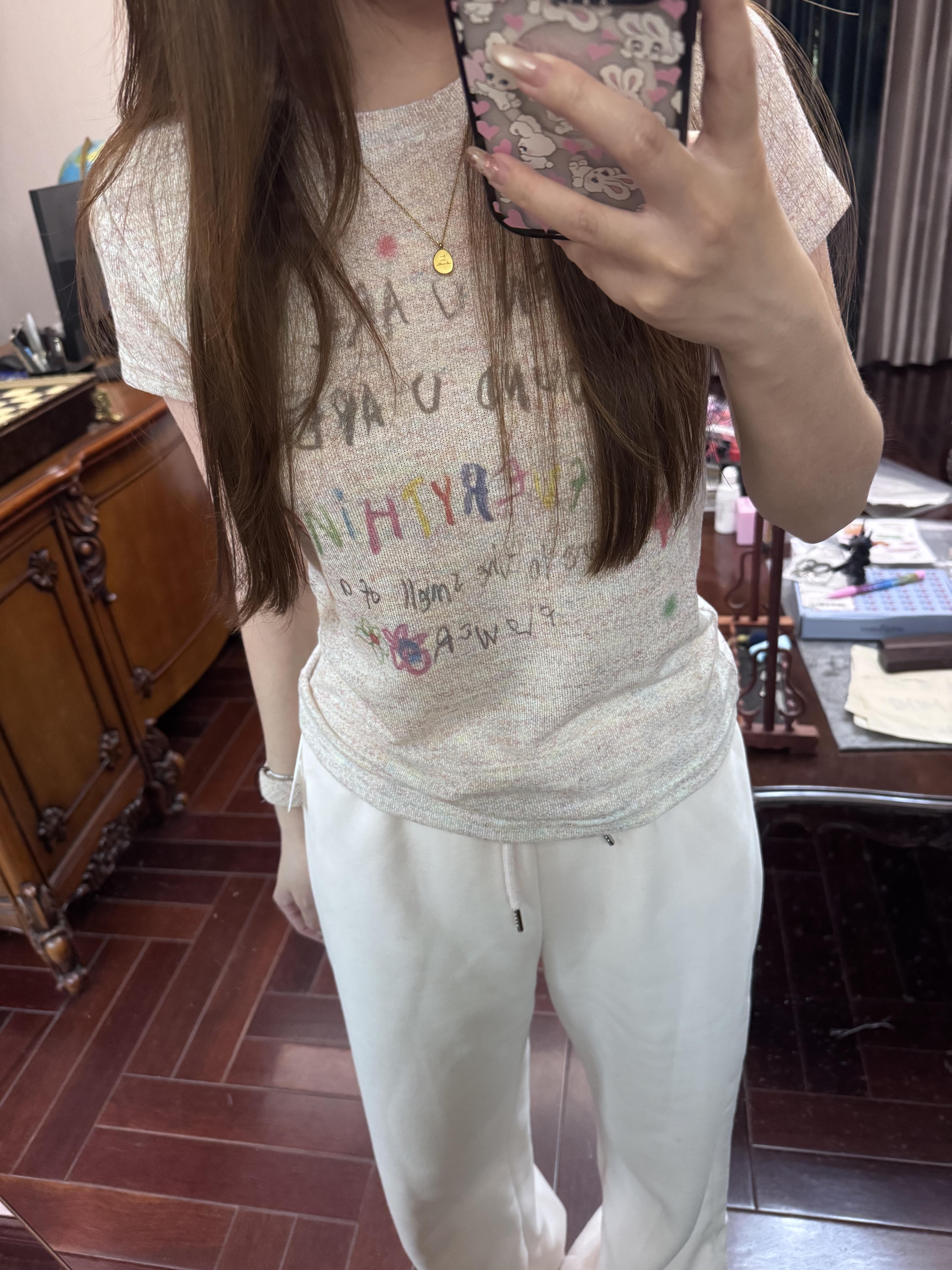 한 부서 chic 색상 알파벳 반팔 티셔츠 여성 여름 새로운 몸매 가꾸기 슬림해 보이는 다용도 긍정적 인 어깨 통기성 맨위 트렌디