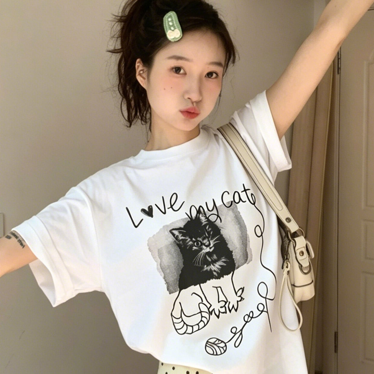 한 부서 재미있는 만화 고양이 알파벳 프린트 반팔 티셔츠 여성 여름 루즈핏 캐주얼 다용도 맨위