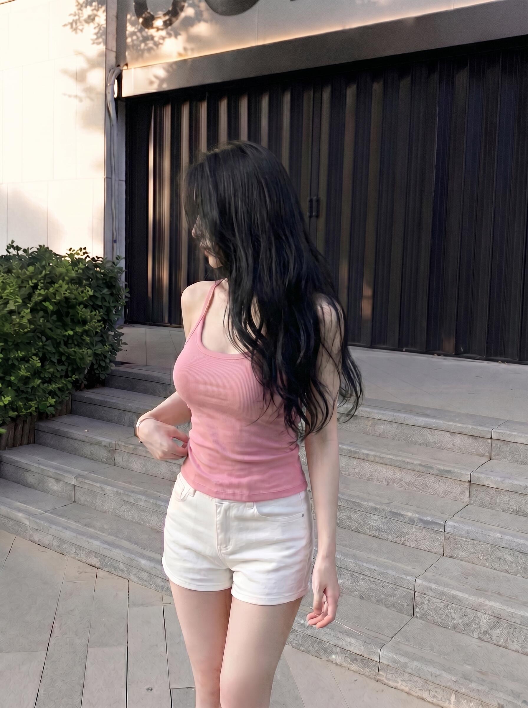 장미 핑크색 외출용 아름다움 뒤로 캐미솔 여름 핫걸 디자인 센스 벨트 가슴 패드 운동 몸매 가꾸기 민소매 맨위