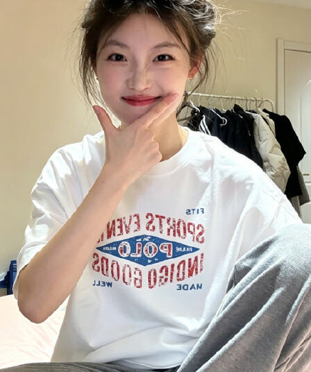 한 부서 느긋한 센스 알파벳 프린트 화이트 반팔 티셔츠 여성 여름 작은 대중 Chic 맨위