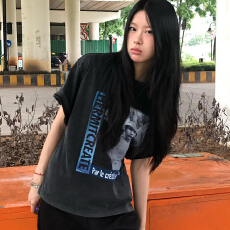 批发美式<b class='q'>街头</b>vintage嘻哈潮流人像印花水洗做旧短袖T恤女夏季宽松上衣