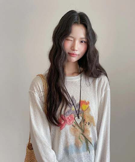 라이 경기 서울 주간 실크 자외선 차단 블라우스 여성 꽃 프린트 라운드 넥 화이트 긴팔 초박형 티셔츠 봄 여름 에어컨 셔츠