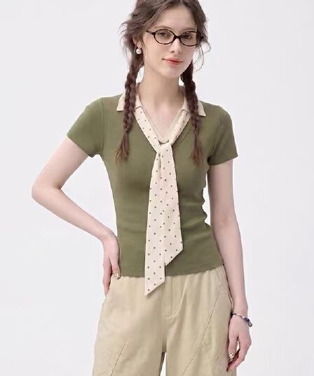 페이크 레이어드 POLO 칼라 긍정적 인 어깨 반팔 티셔츠 여성 여름 쇼트 스타일 몸매 가꾸기 도트 무늬 레이스업 디자인 센스 맨위