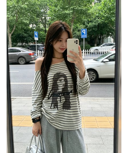 2026 여름 ins 느슨함 센스 스트라이프 긴팔 여성 얇은 스타일 얼음 실크 루즈핏 자외선 차단 티셔츠 외부 가져 가라. 블라우스