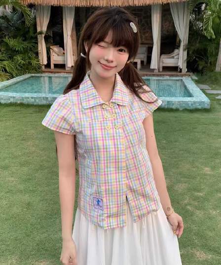 도파민 색상 체크무늬 자수 반팔 폴로 칼라 여성 셔츠 여름 디자인 센스 루즈핏 슬림해 보이는 맨위