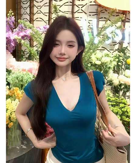 핫걸 V넥 긍정적 인 어깨 반팔 티셔츠 여성 여름 2026 새로운 디자인 센스 몸매 가꾸기 슬림해 보이는 순수한 욕망 바람 표지 배 맨위
