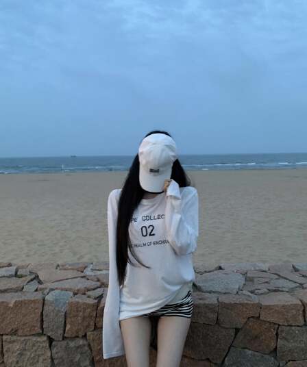 한 부서 라운드 넥 긴팔 티셔츠 자외선 차단 블라우스 2026 여름 새로운 외부 가져 가라. 얇은 스타일 루즈핏 알파벳 화이트 맨위