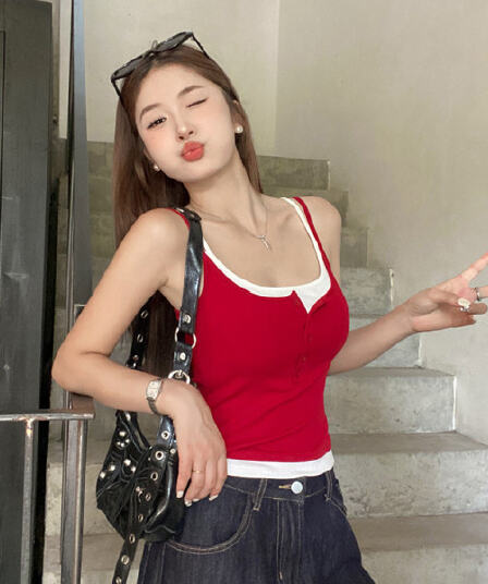 빨간색 리본 가슴 패드 캐미솔 인사이드 가져 가라. 봄 여름 새로운 페이크 레이어드 만나는 민소매 맨위