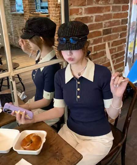 POLO 칼라 배색 페이크 레이어드 긍정적 인 어깨 반팔 티셔츠 여성 여름 디자인 센스 작은 대중 몸매 가꾸기 슬림해 보이는 맨위