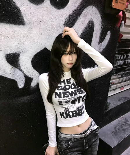 아메리칸 알파벳 프린트 긴팔 티셔츠 여성 이른 봄 새로운 수리 높이 거리 핫걸 기본 셔츠 인사이드 가져 가라. 높음 거리 의류