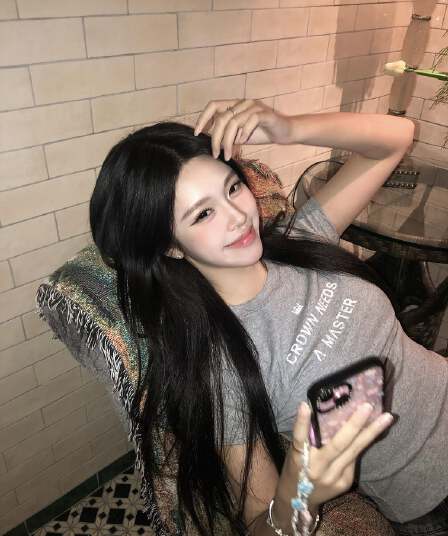 아메리칸 미니멀리즘 알파벳 프린트 긍정적 인 어깨 반팔 티셔츠 여성 여름 패션 핫걸 바람 몸매 가꾸기 쇼트 스타일 맨위