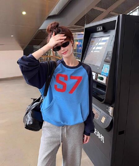 아메리칸 레트로 알파벳 긴팔 후드티 여성 봄 가을 얇은 스타일 루즈핏 캐주얼 맨위 싱글 착용 품격 학원 스타일 재킷