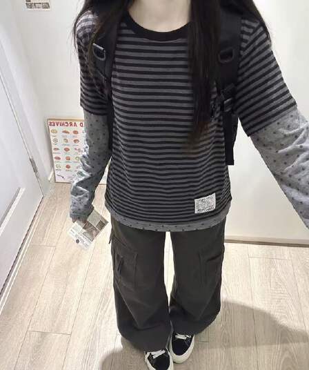 스트라이프 도트 무늬 페이크 레이어드 긴팔 티셔츠 여성 봄 가을 아메리칸 레트로 작은 대중 디자인 센스 루즈핏 라운드 넥 맨위